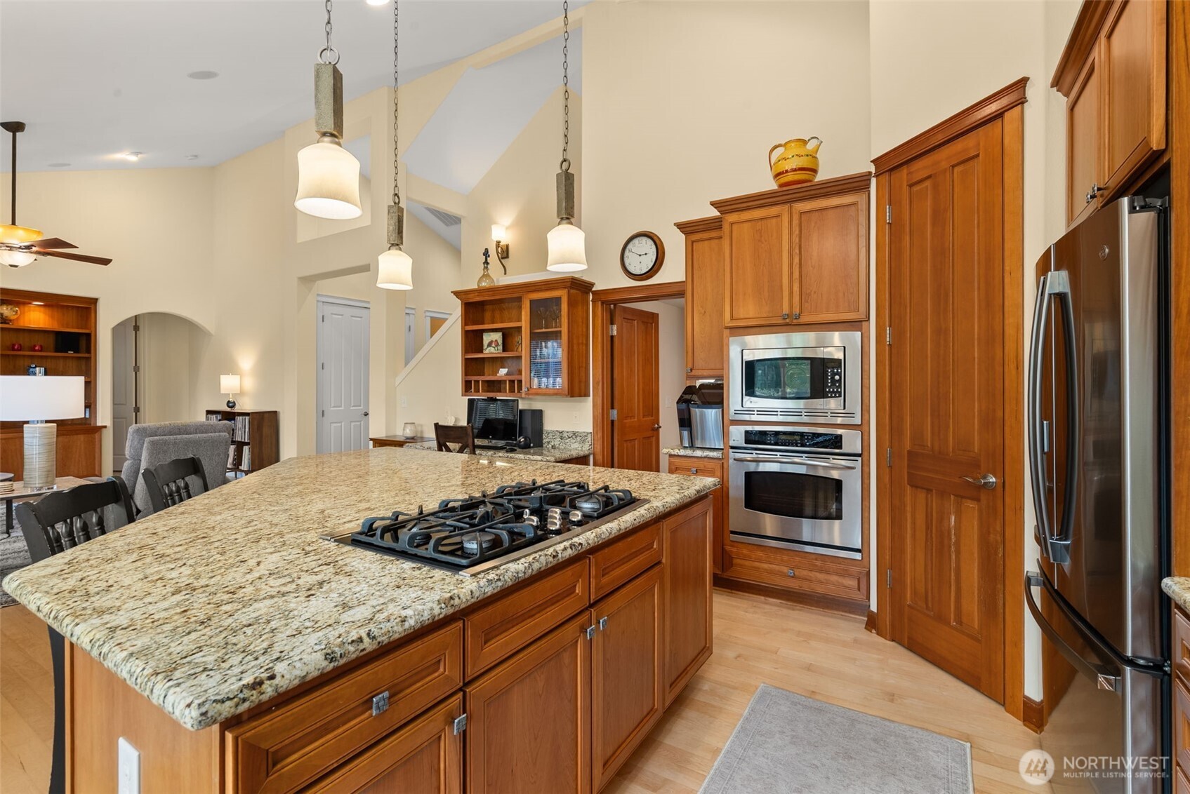4527 Prestwick Lane Property Photo 10