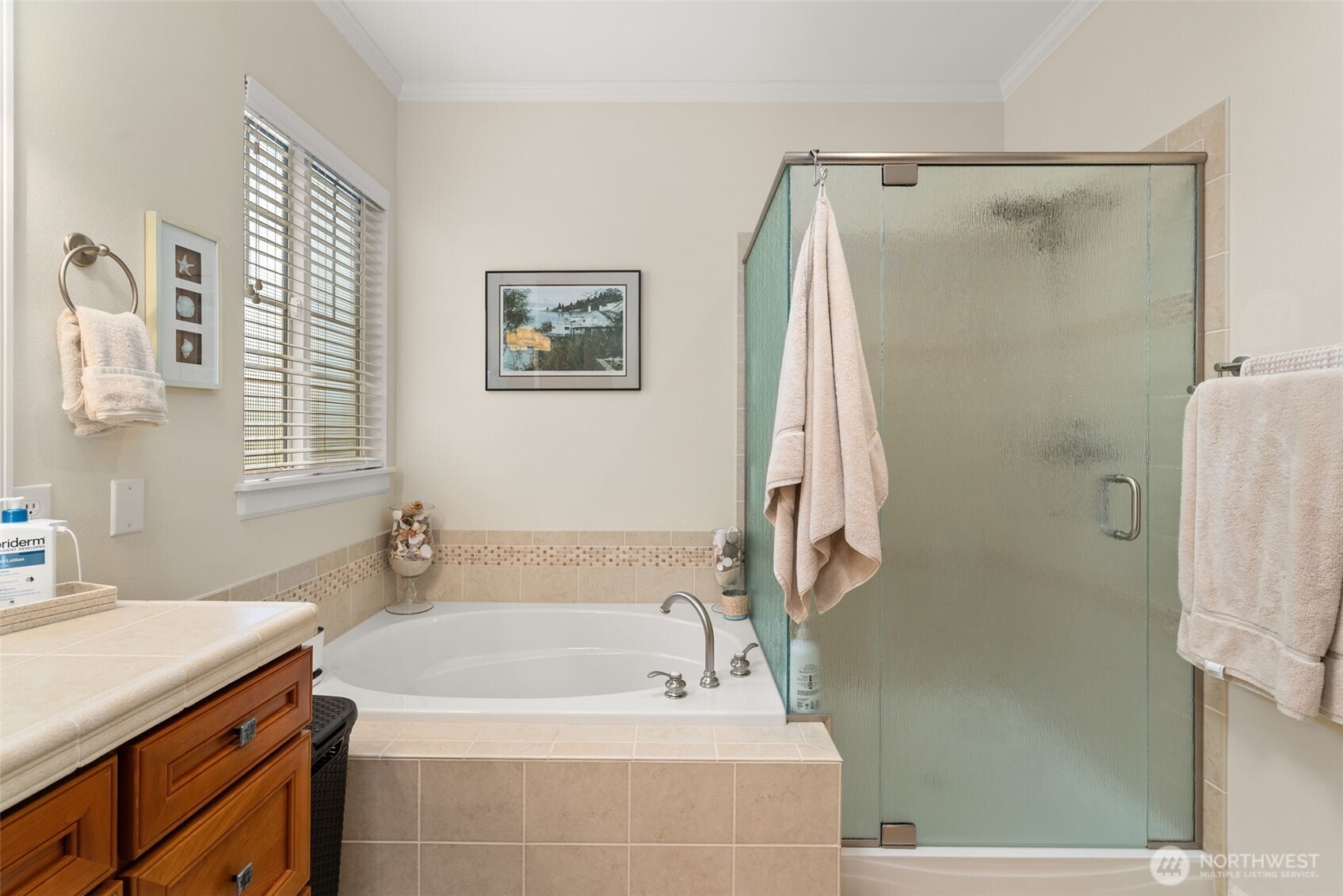 4527 Prestwick Lane Property Photo 15