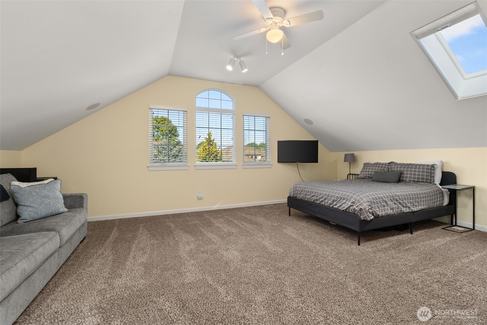 4527 Prestwick Lane Property Photo 22