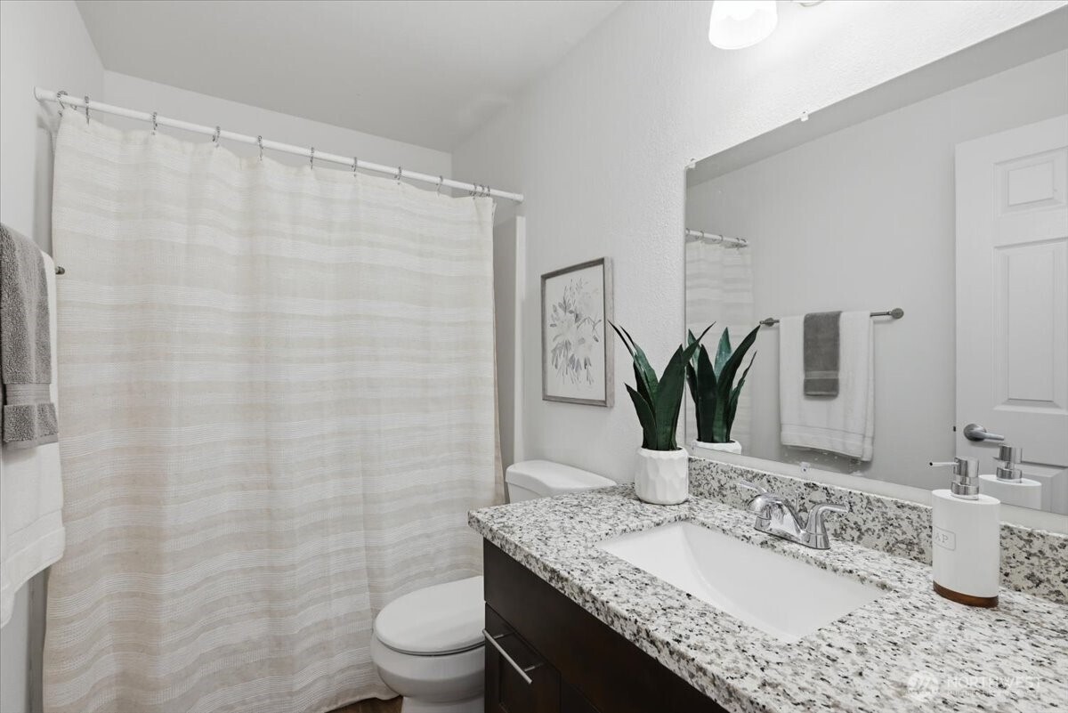 406 E Pioneer Street F Property Photo 9