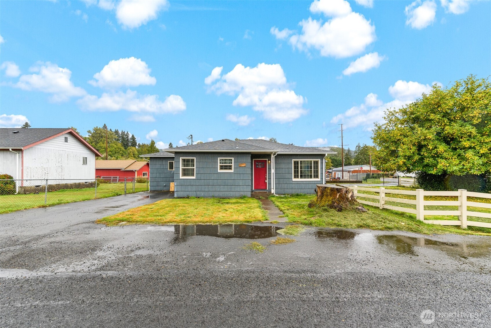 334 Roake Avenue Property Photo 2