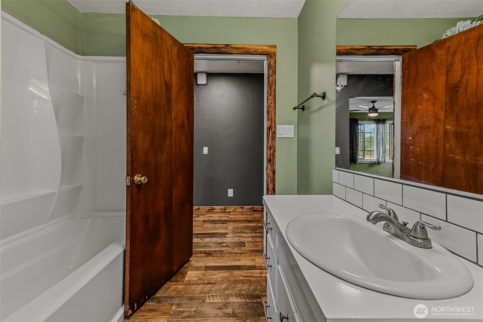 334 Roake Avenue Property Photo 18