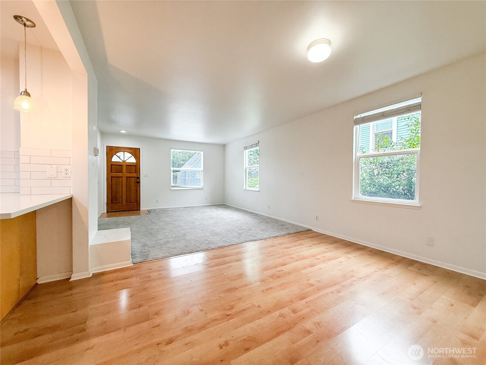 5521 Brooklyn Avenue Property Photo 5