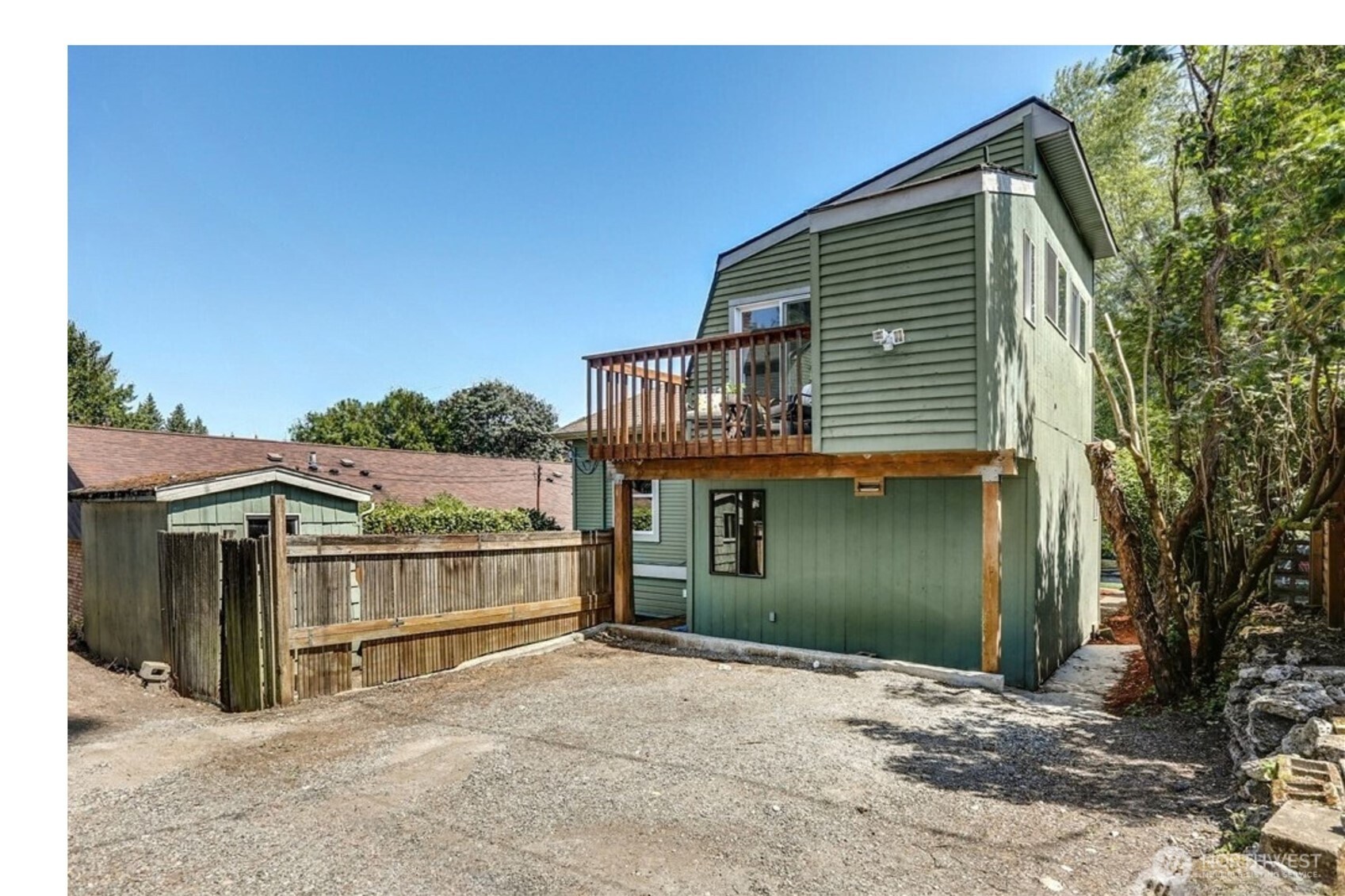 5521 Brooklyn Avenue Property Photo 19