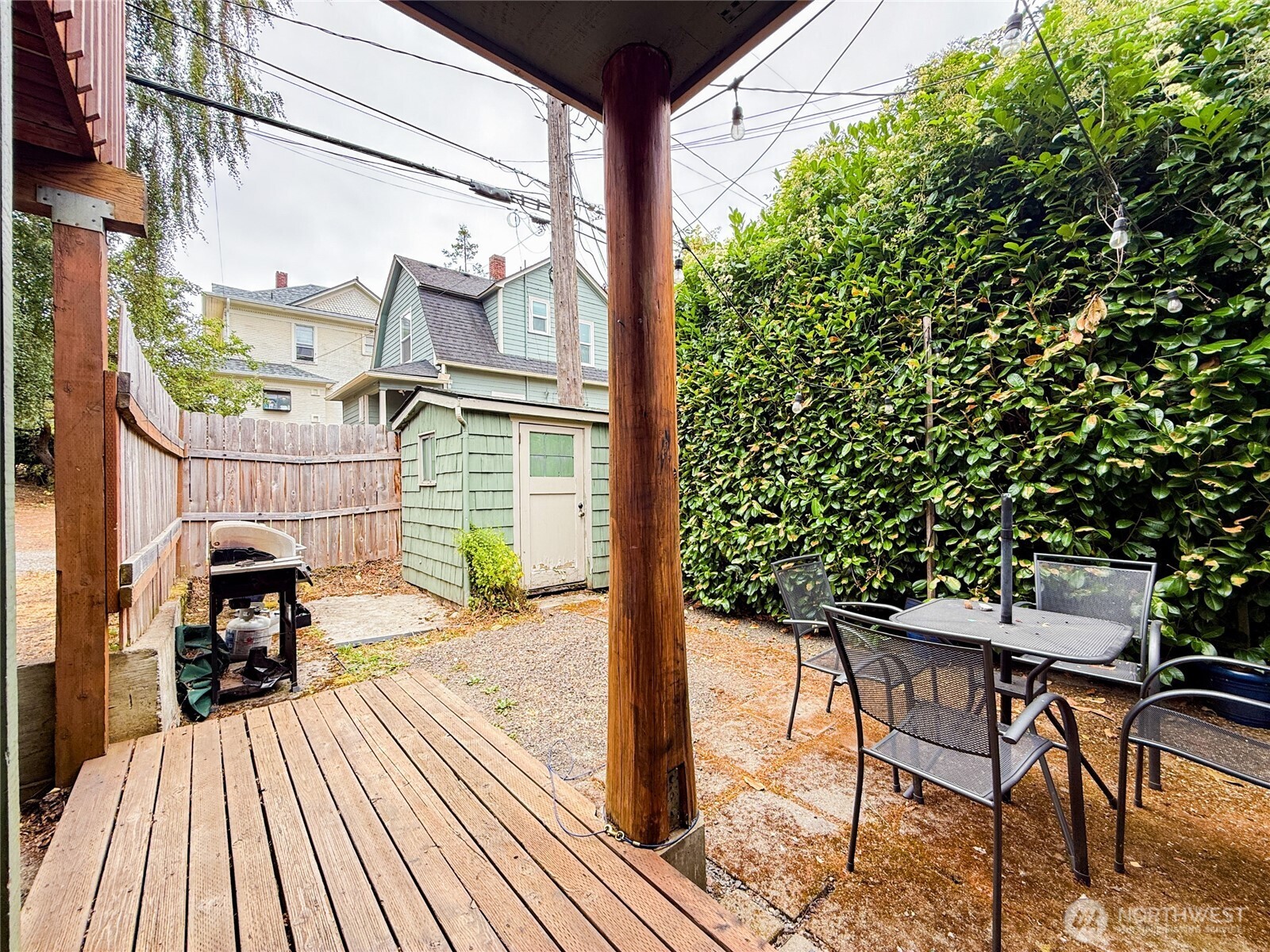 5521 Brooklyn Avenue Property Photo 21