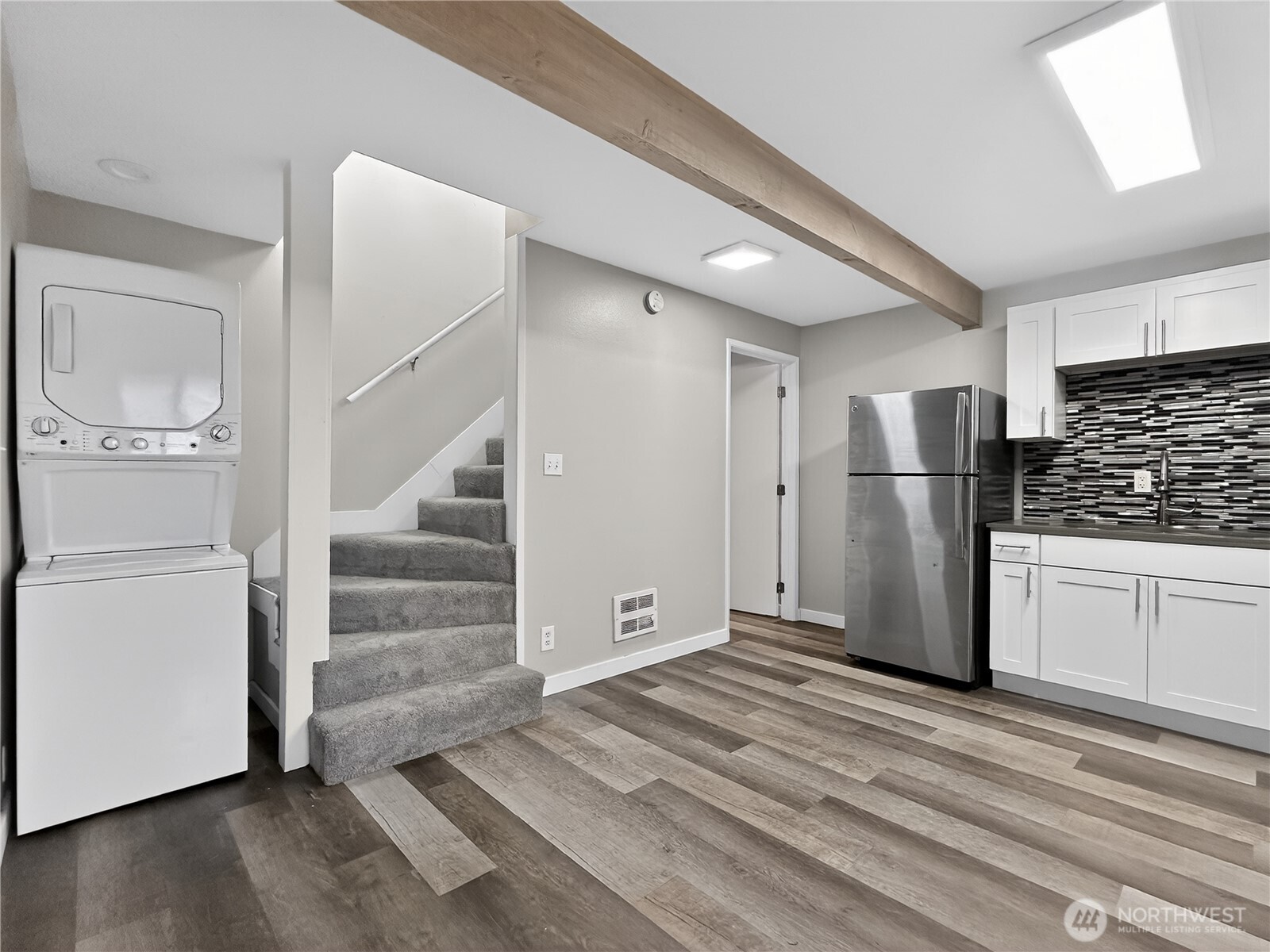 5521 Brooklyn Avenue Property Photo 24
