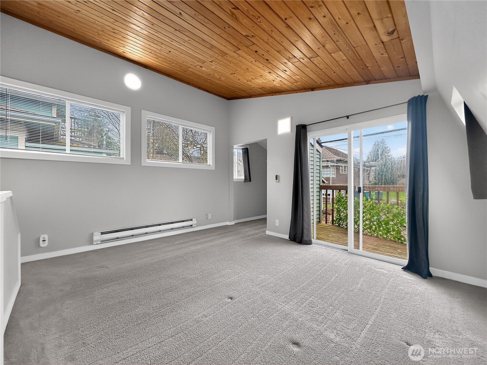 5521 Brooklyn Avenue Property Photo 28