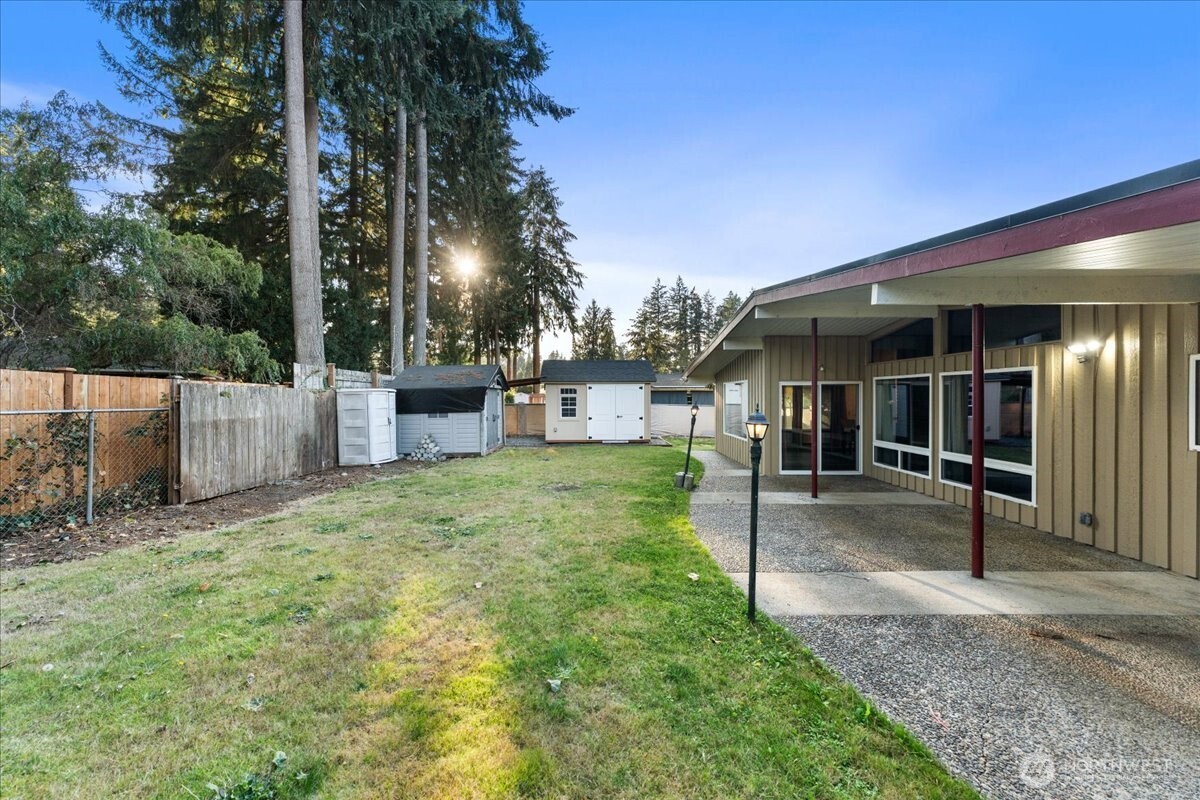 7717 Husky Way Property Photo 33