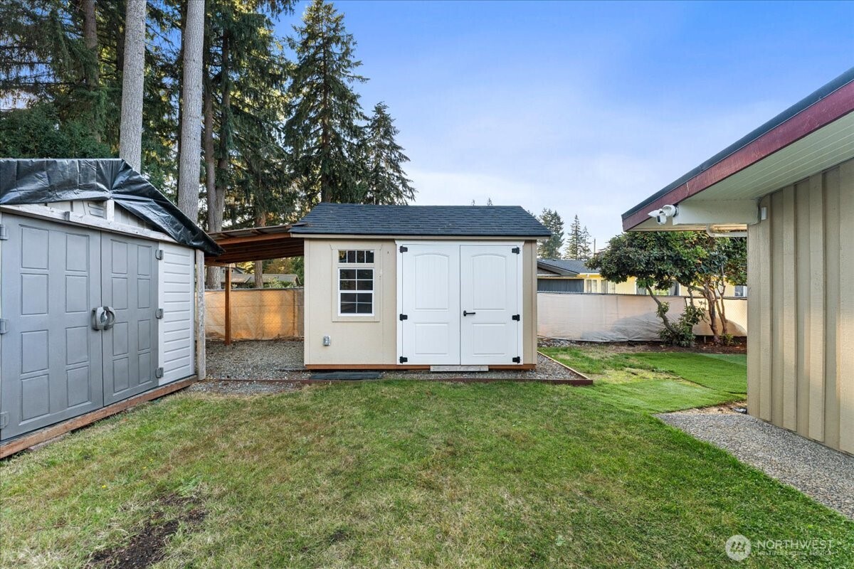 7717 Husky Way Property Photo 34