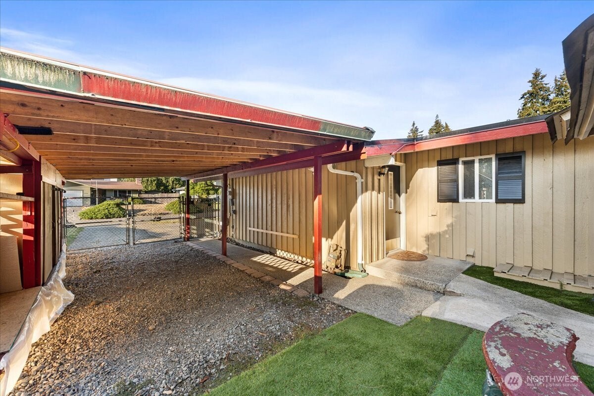 7717 Husky Way Property Photo 36