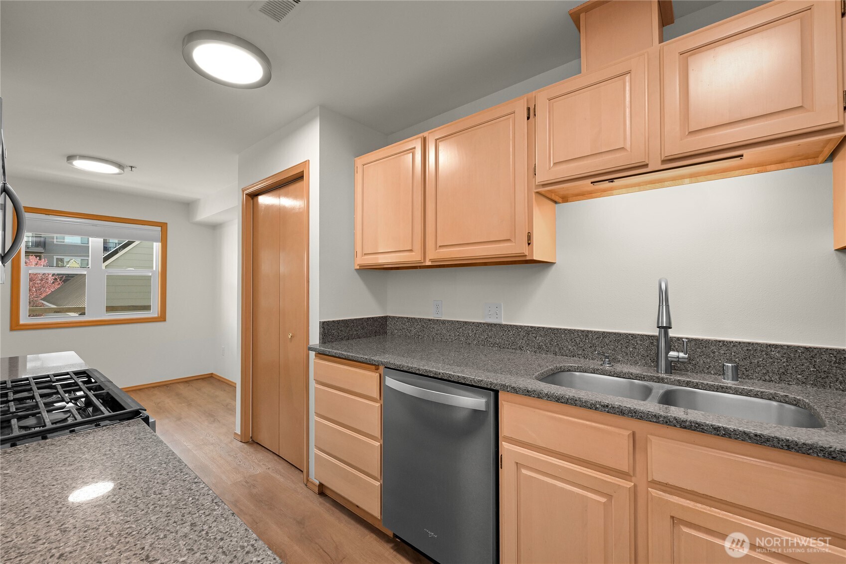 705 N State Street 301 Property Photo 21