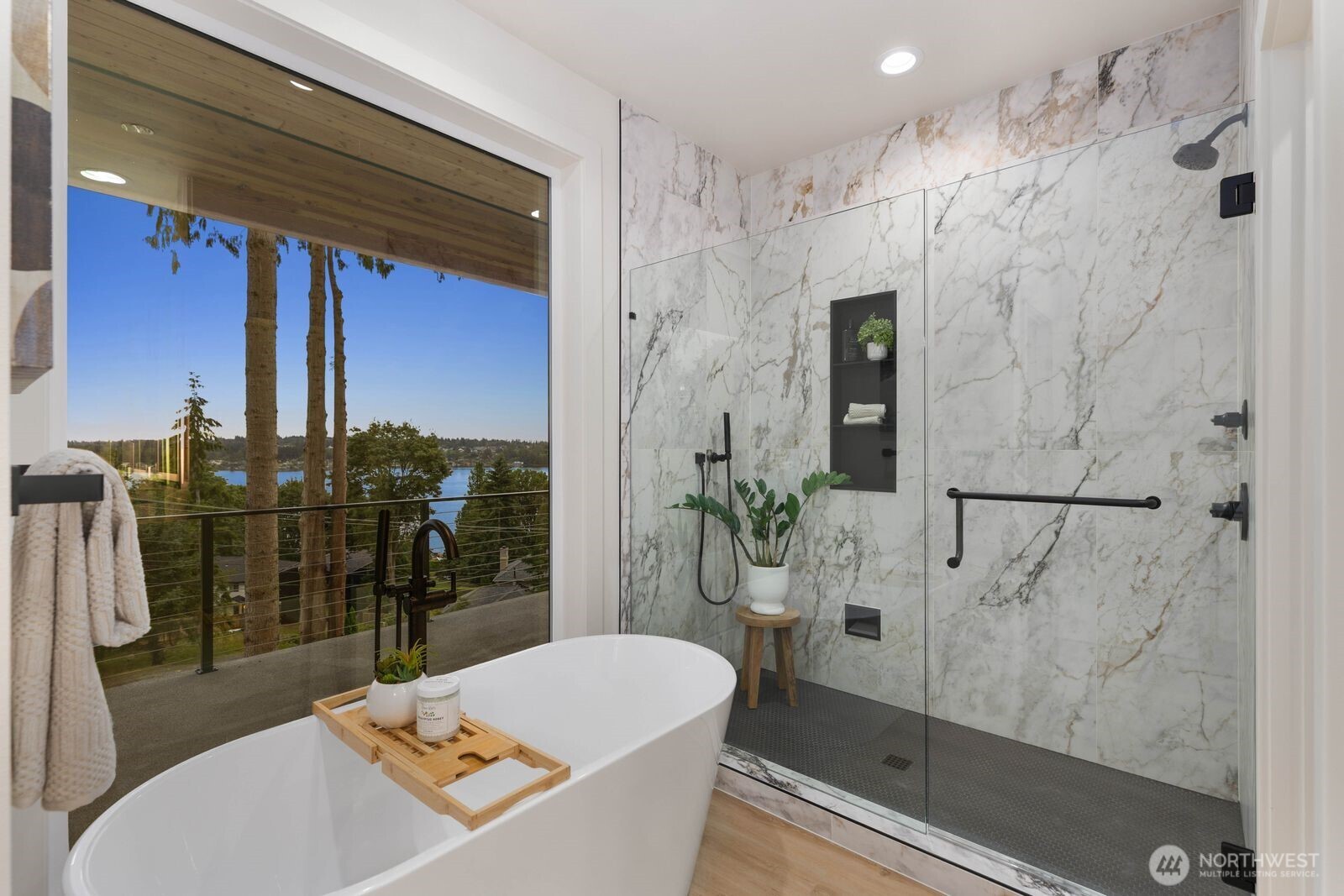 10719 Lake View Drive Property Photo 24