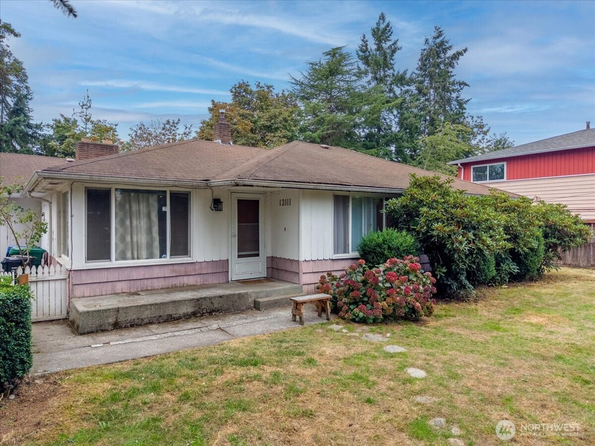 13111 Ashworth Avenue Property Photo 1