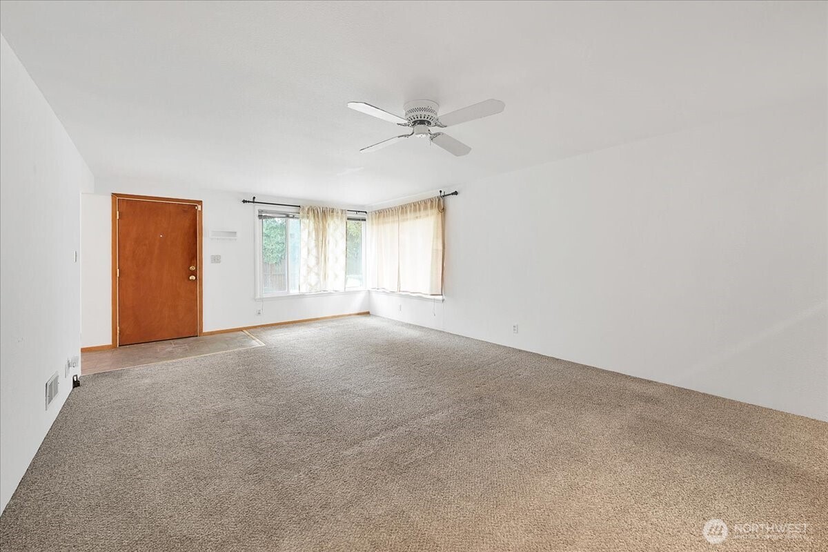 13111 Ashworth Avenue Property Photo 2