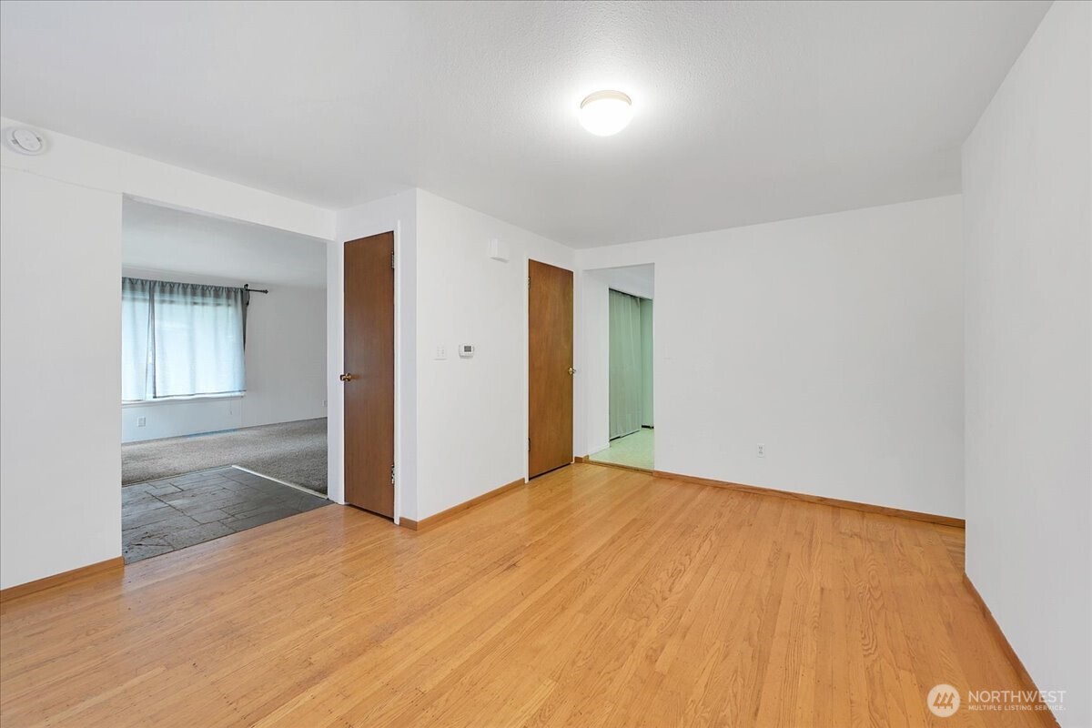 13111 Ashworth Avenue Property Photo 5