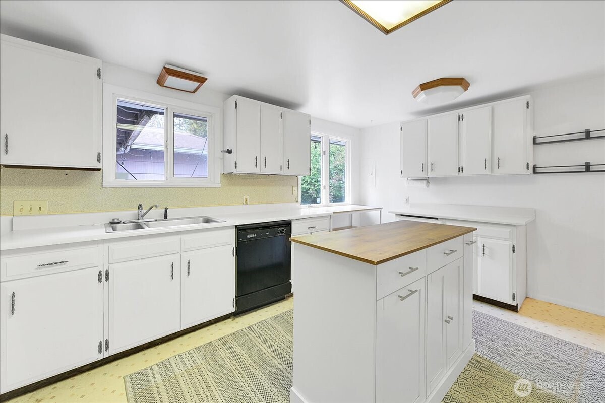 13111 Ashworth Avenue Property Photo 11