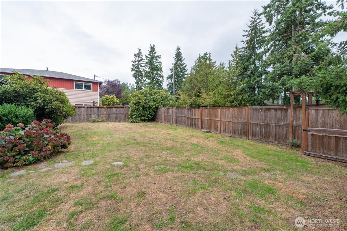13111 Ashworth Avenue Property Photo 27