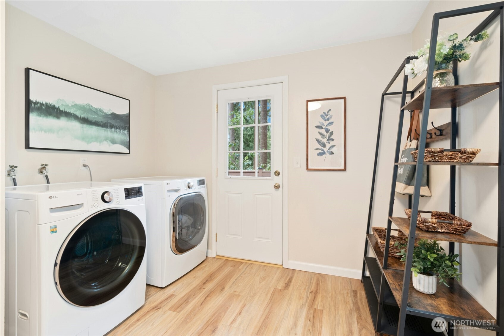 1115 Wildwood Boulevard Property Photo 12