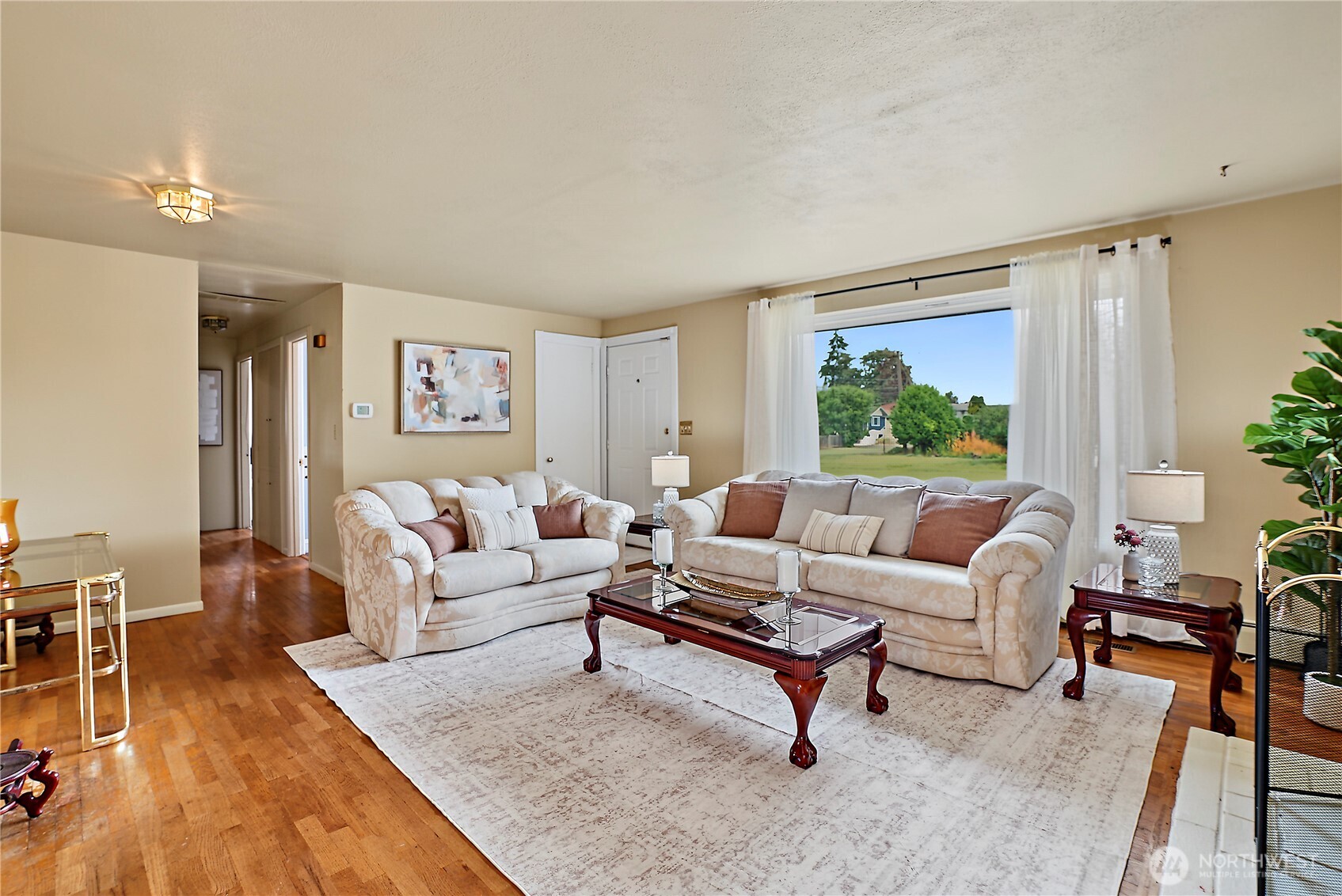 10810 59th Avenue Property Photo 4