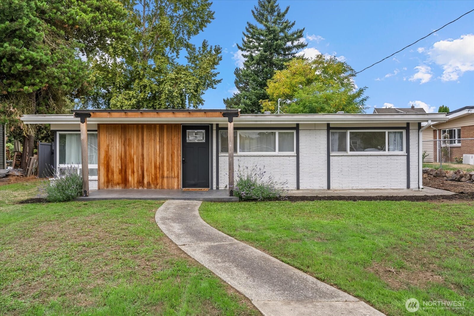 10839 11th Avenue Property Photo 1