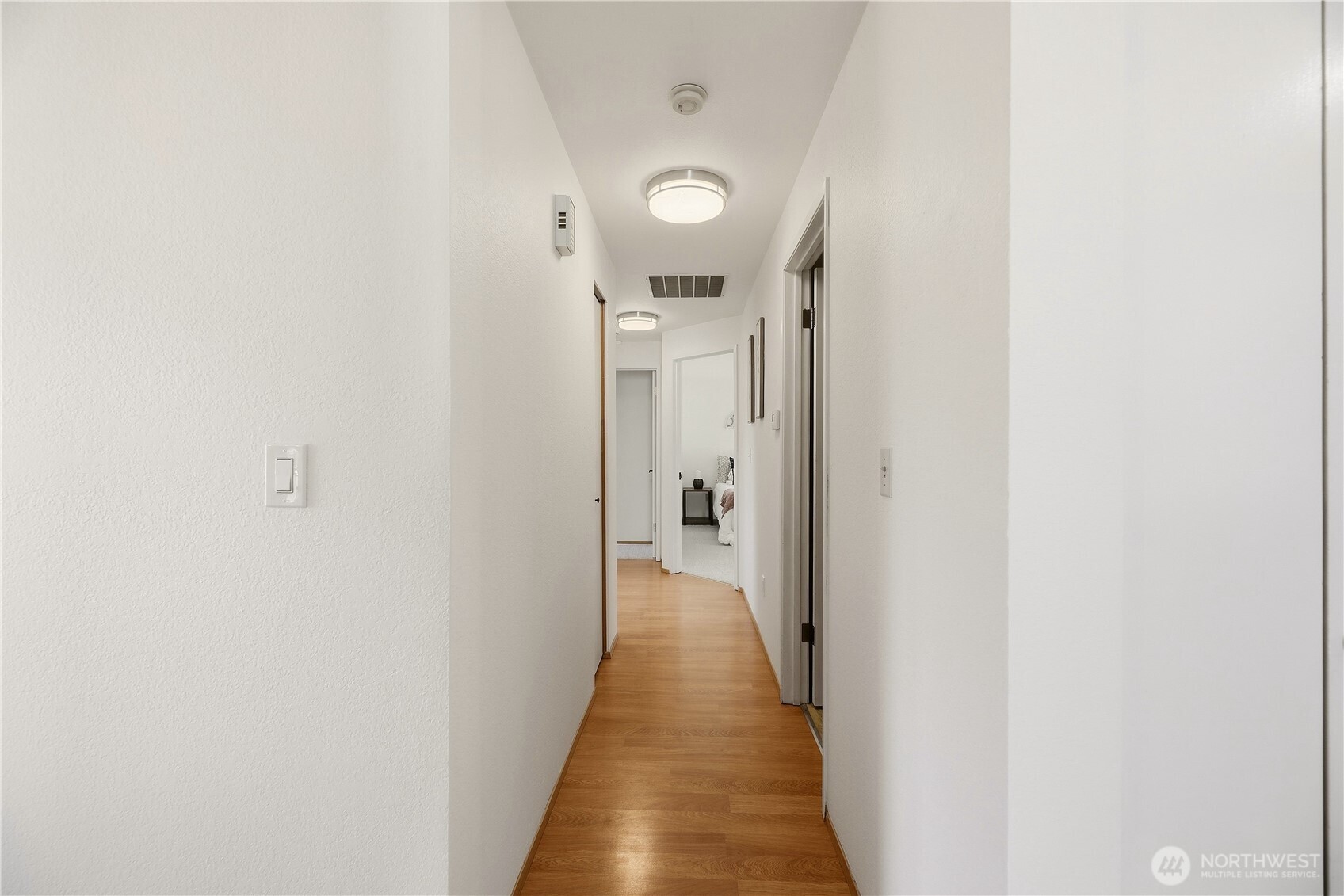 108 Mountain View Street Property Photo 11