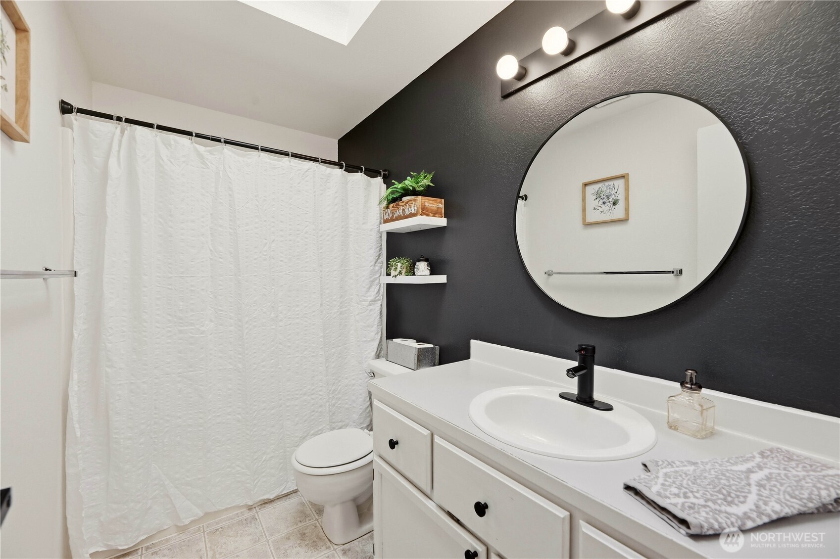 108 Mountain View Street Property Photo 19