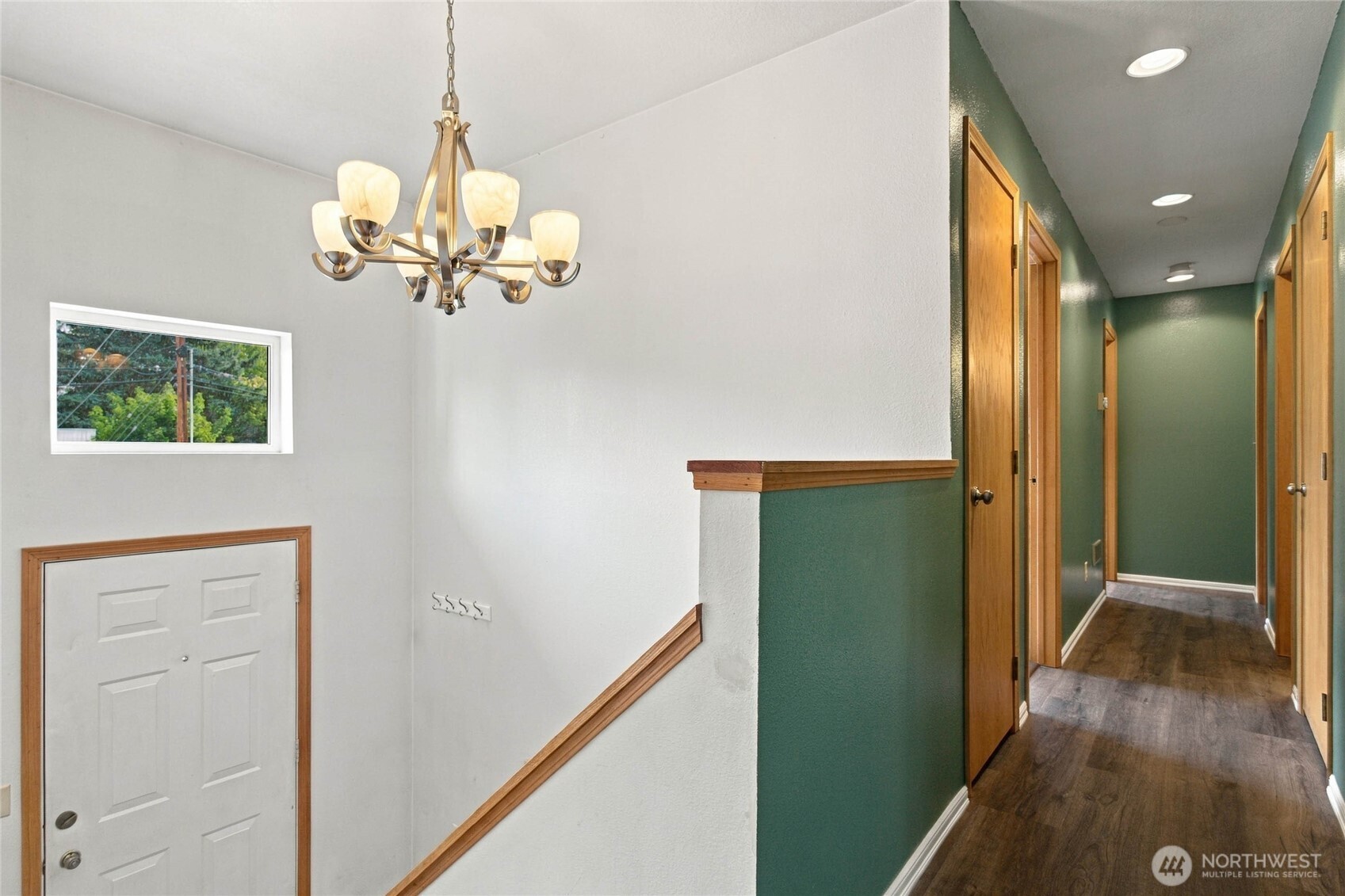 529 Ash Street Property Photo 3