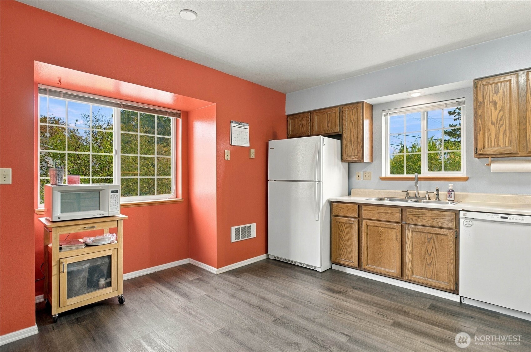 529 Ash Street Property Photo 11