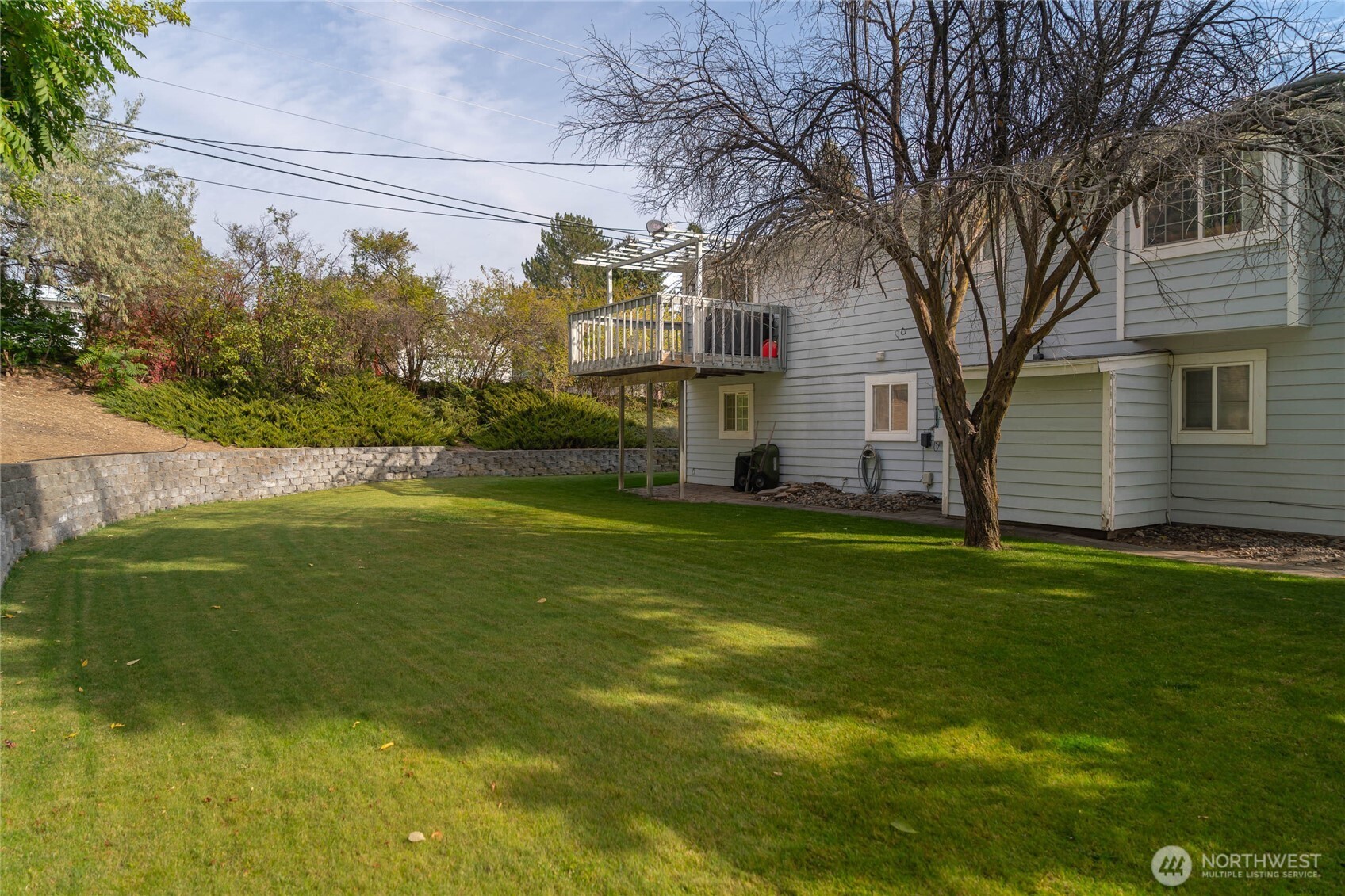 529 Ash Street Property Photo 15