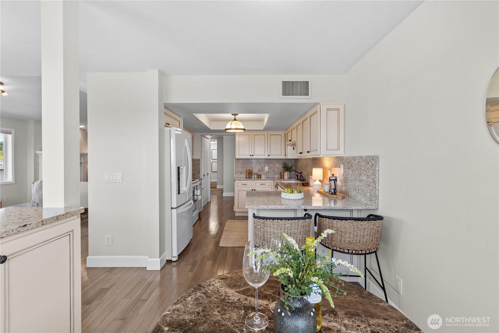 633 Main Street 202 Property Photo 15