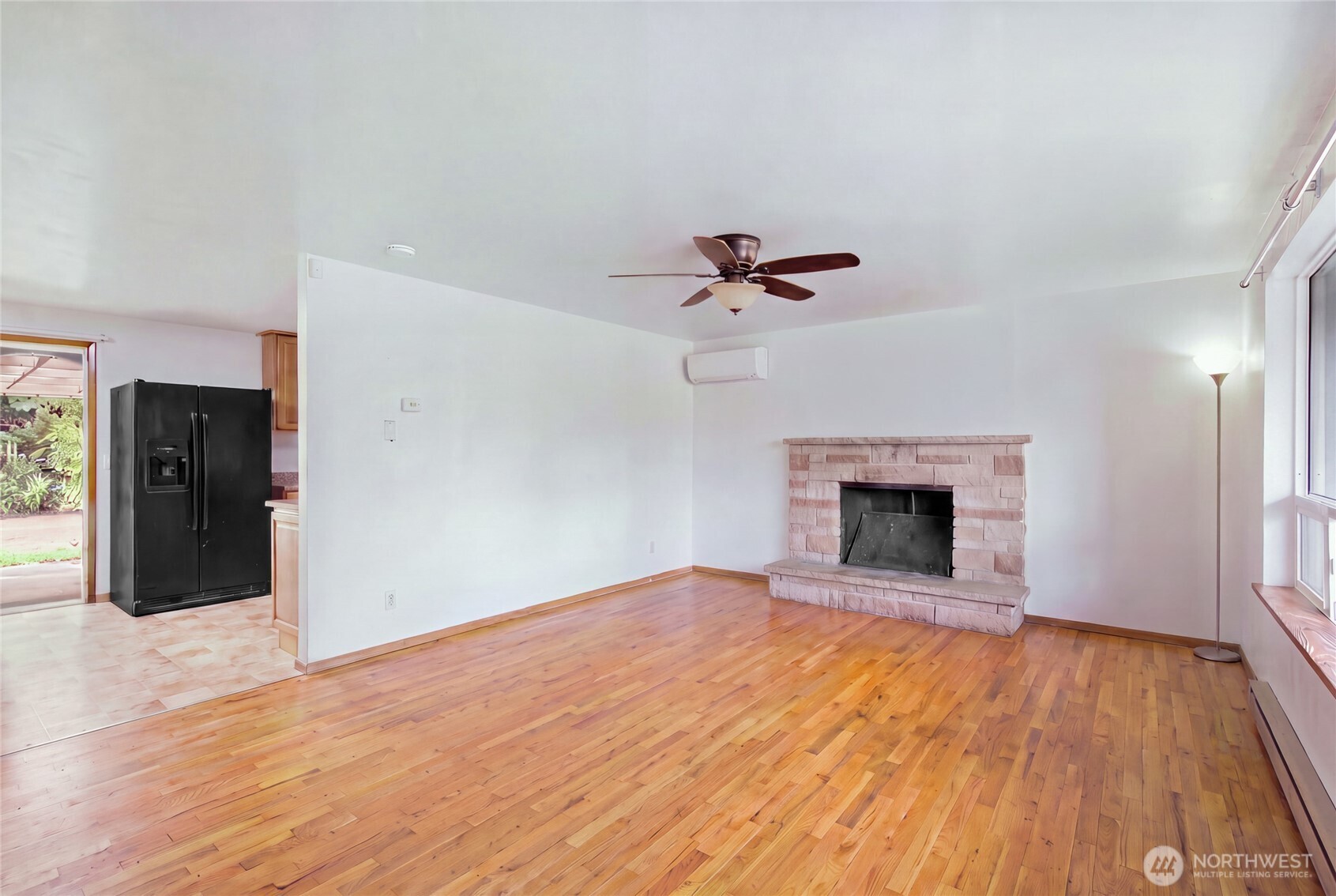 9207 Yakima Avenue Property Photo 4