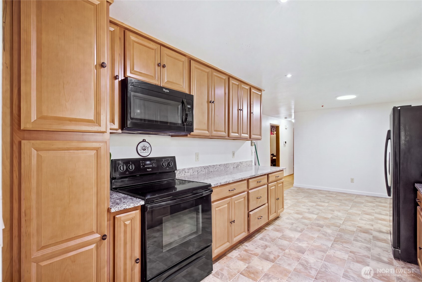 9207 Yakima Avenue Property Photo 12