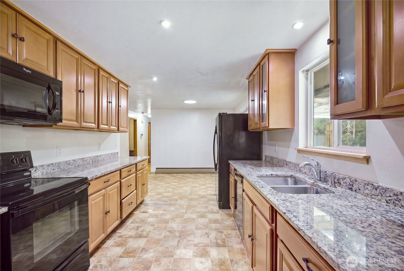 9207 Yakima Avenue Property Photo 13