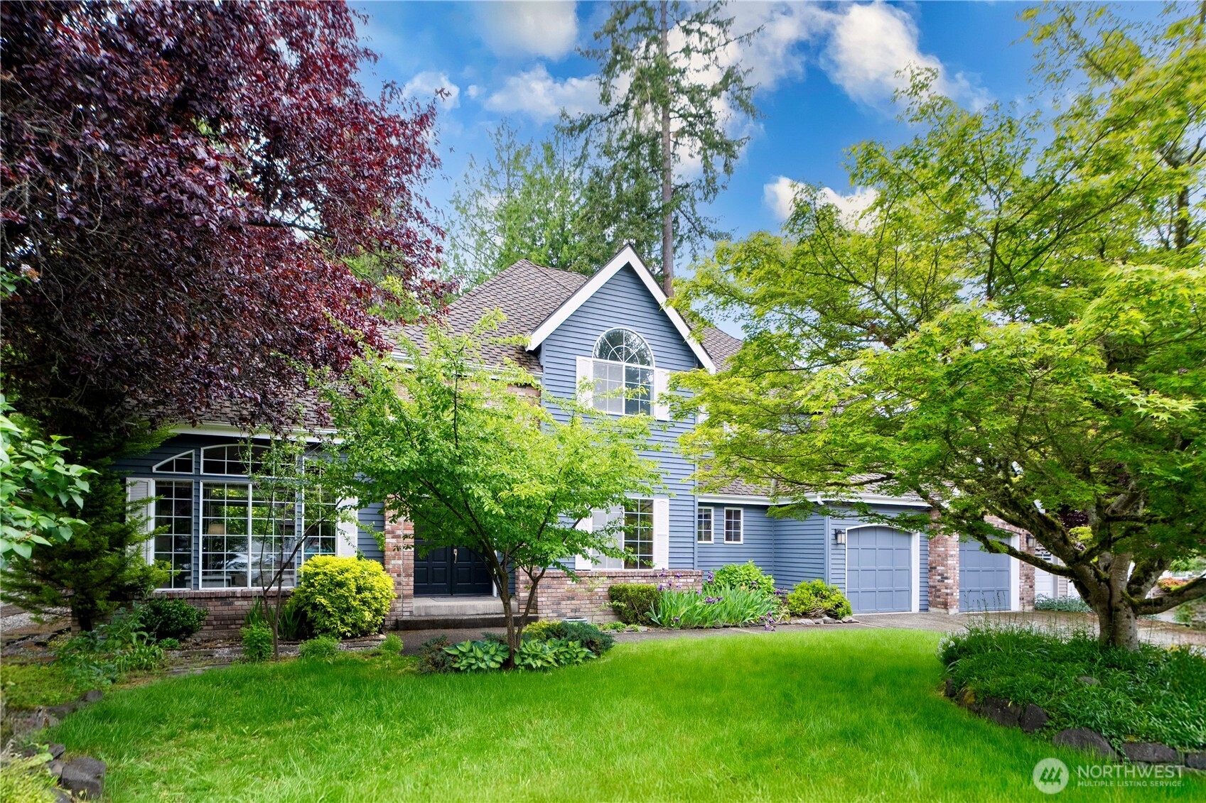 2110 216th Place Ne Property Photo 1
