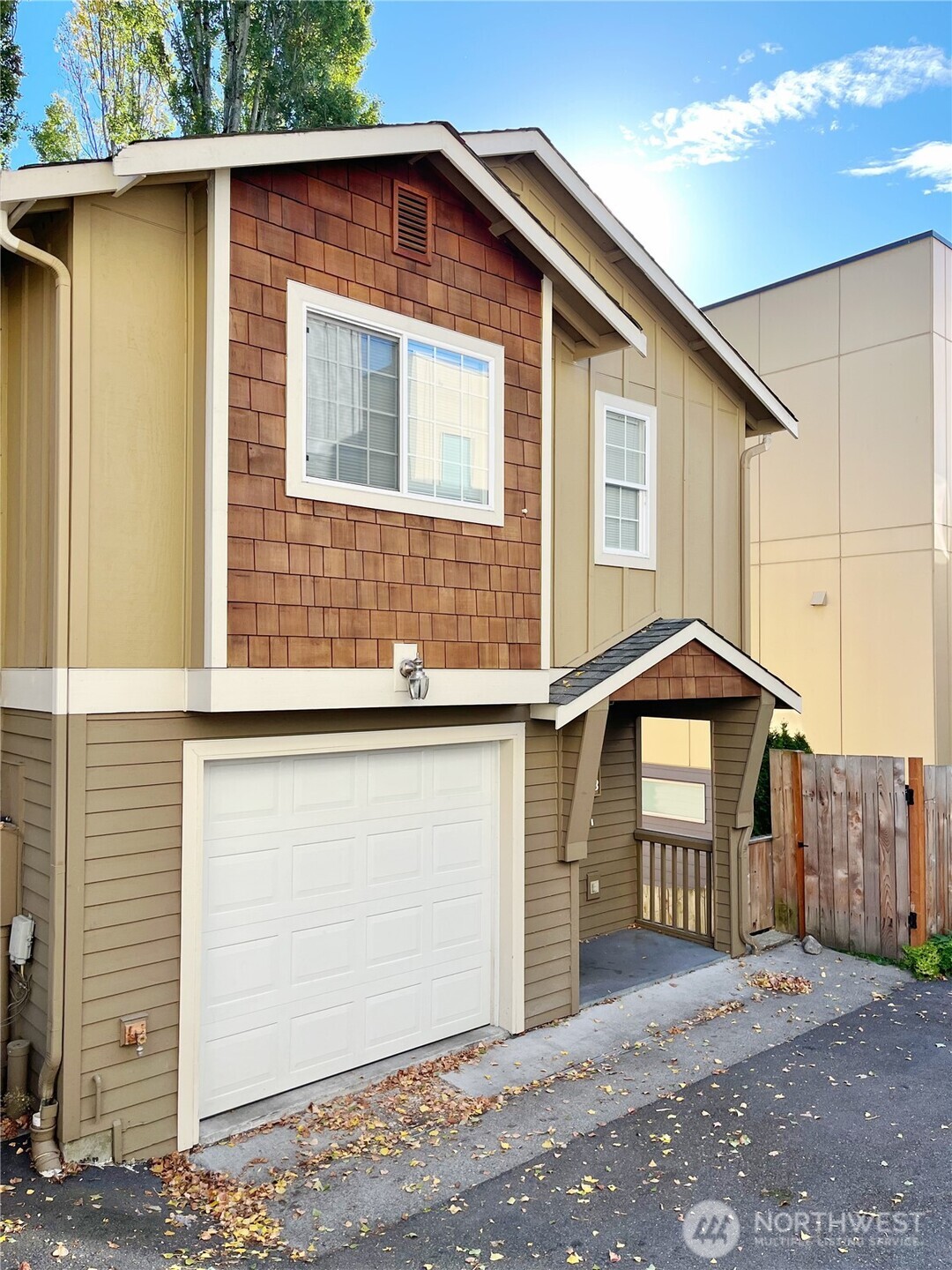 1621 S Weller Street B Property Photo 1