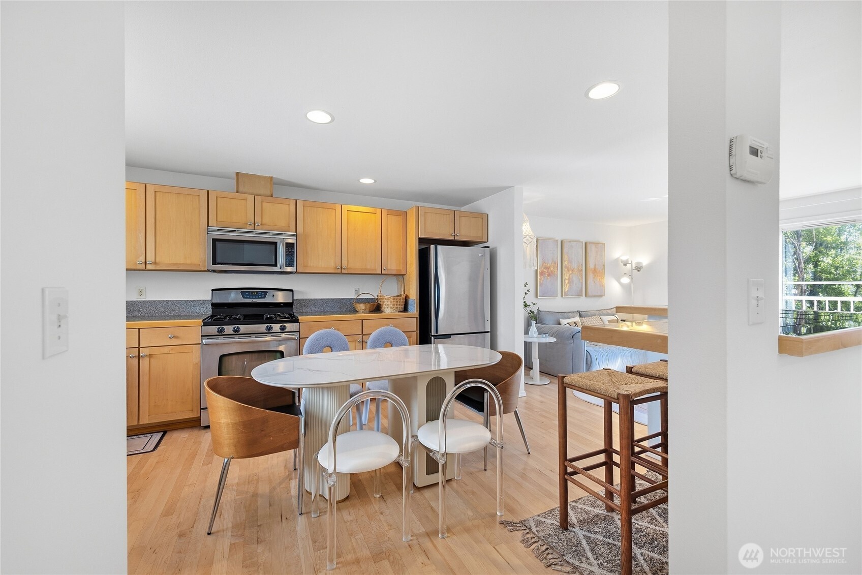 1621 S Weller Street B Property Photo 12