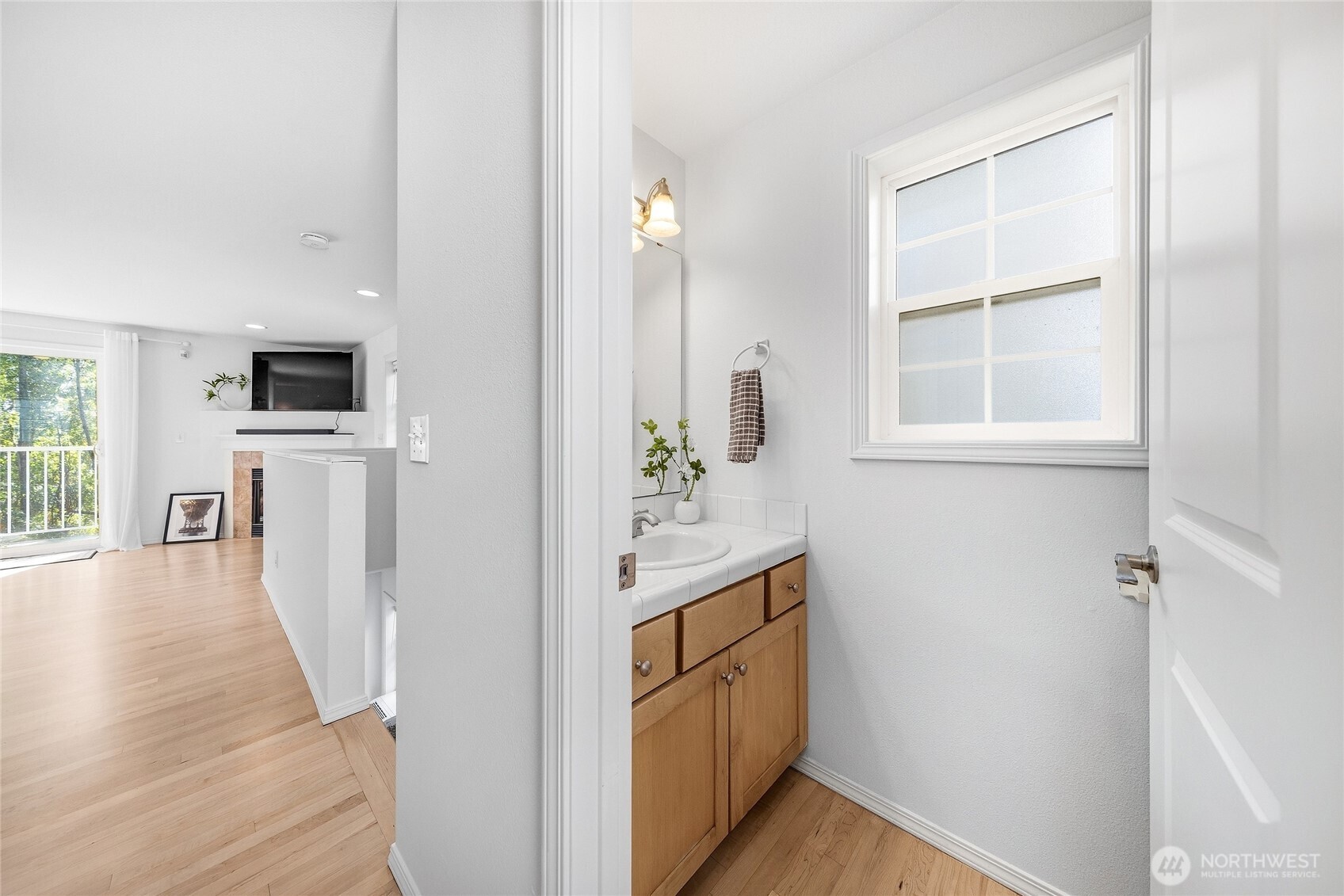 1621 S Weller Street B Property Photo 16