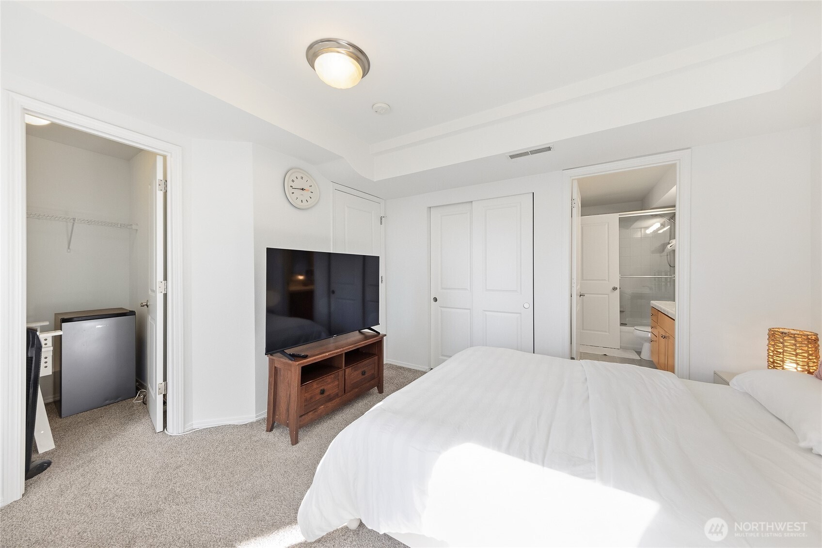 1621 S Weller Street B Property Photo 24