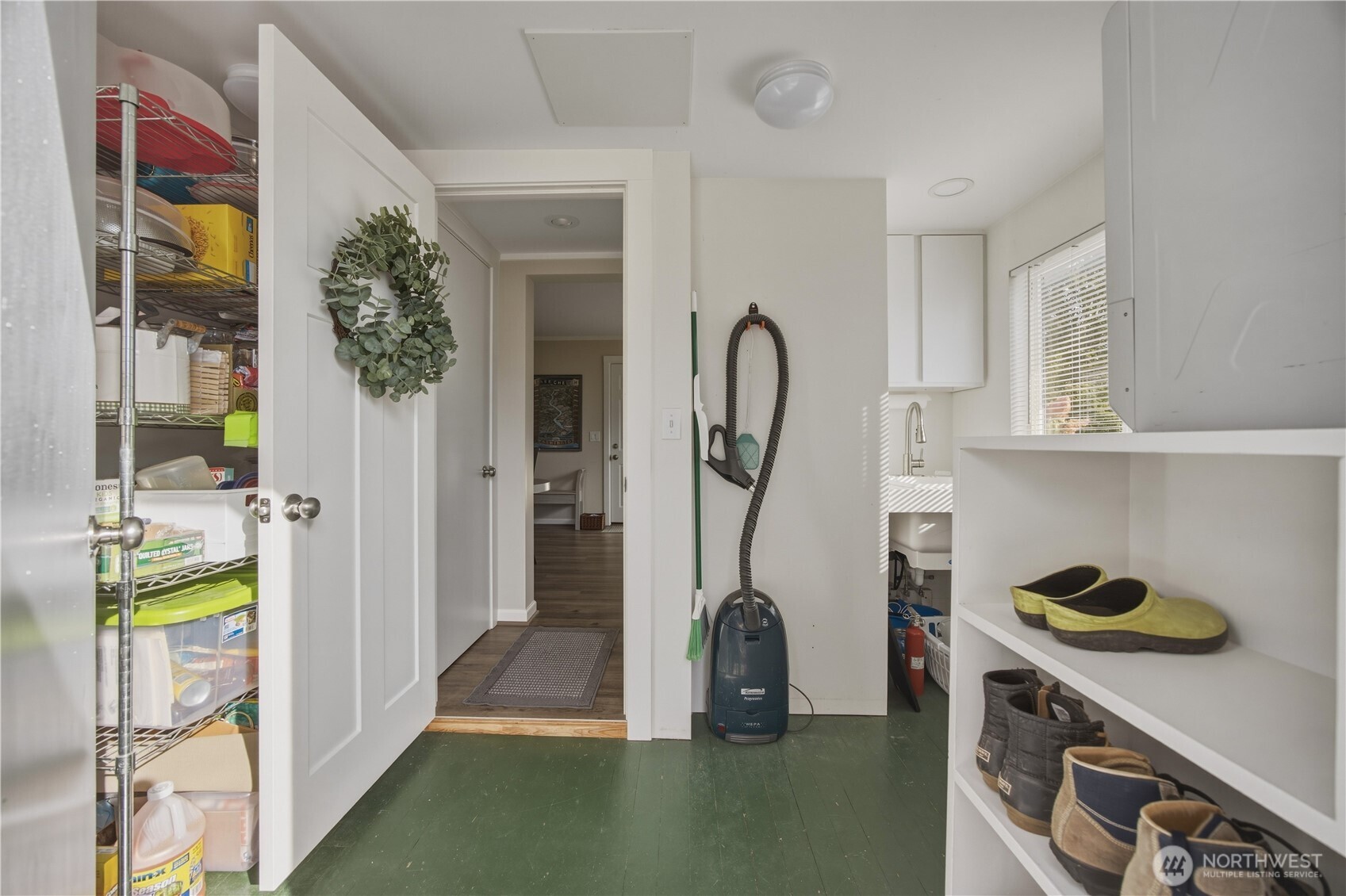122 E Allen Avenue Property Photo 35