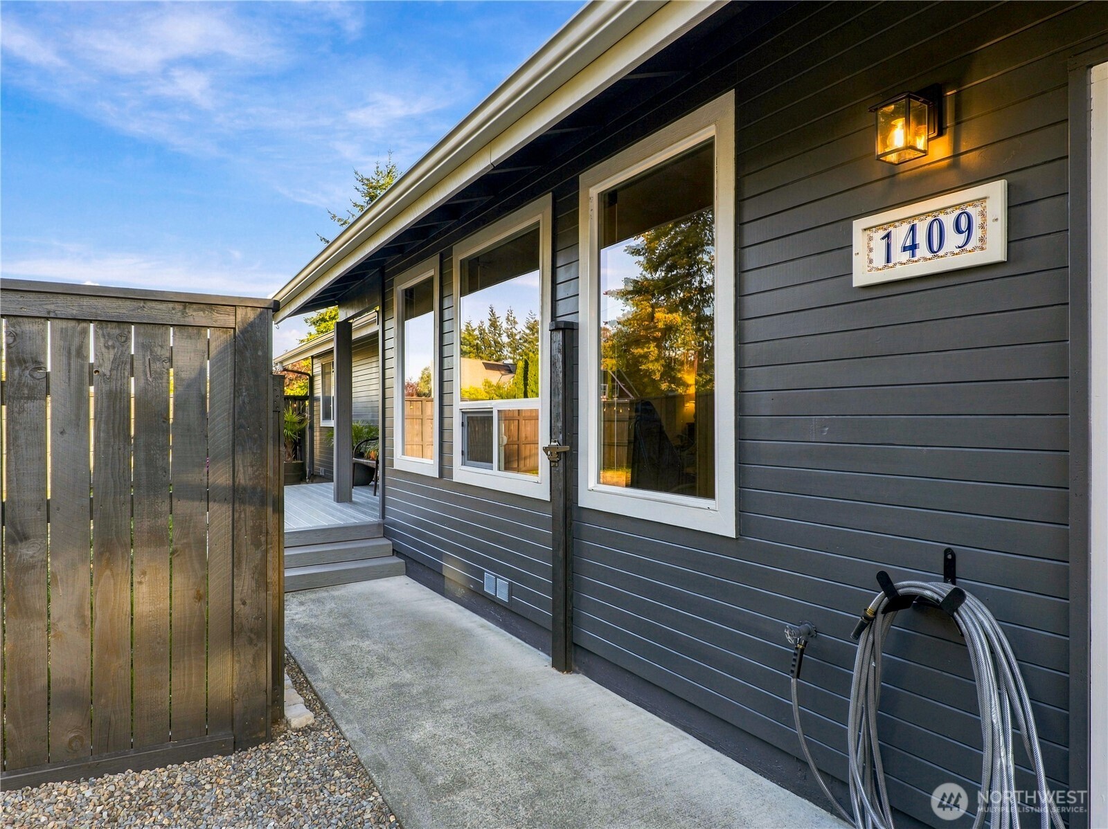 1409 1st Street Property Photo 3