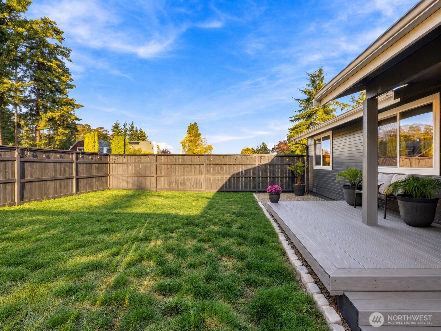 1409 1st Street Property Photo 4