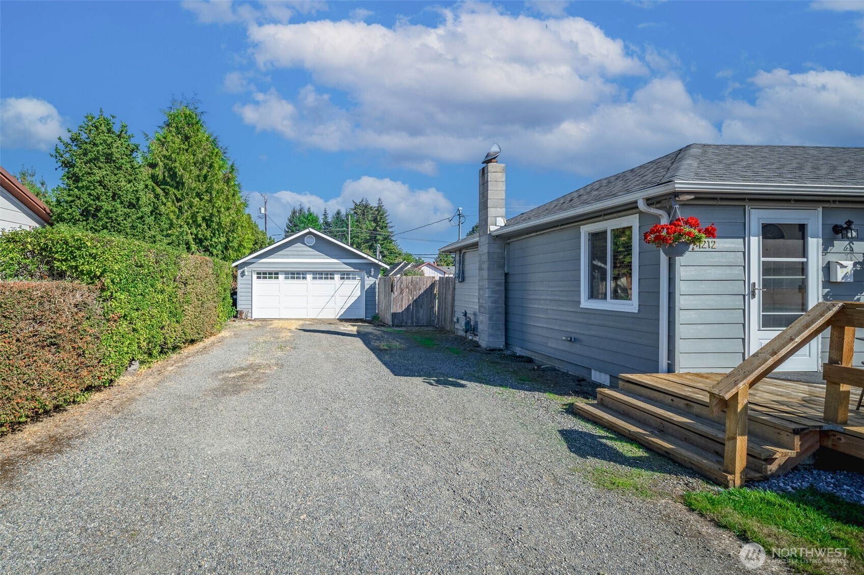 1212 H Street Property Photo 4