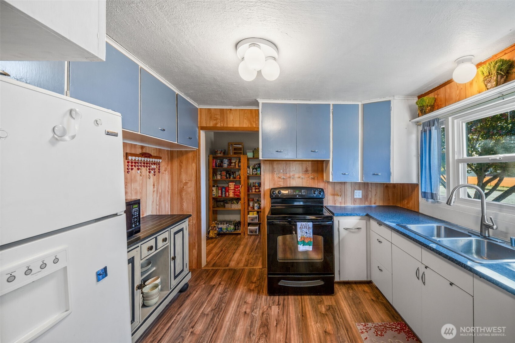 1212 H Street Property Photo 12