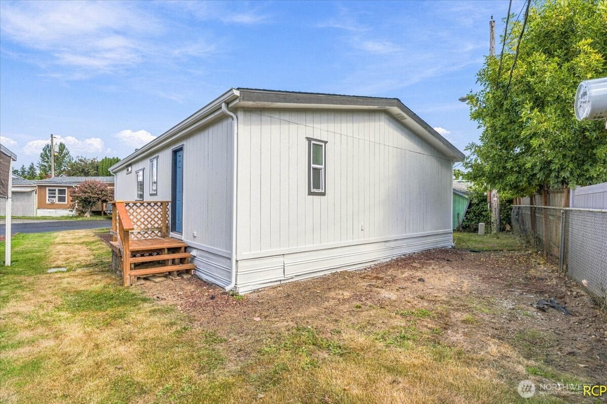 1635 West Side Highway 6 Property Photo 6