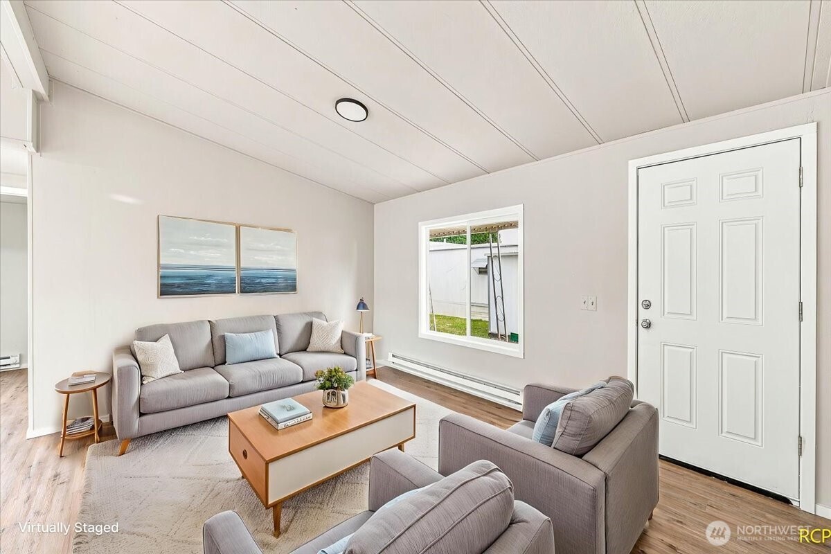 1635 West Side Highway 6 Property Photo 11