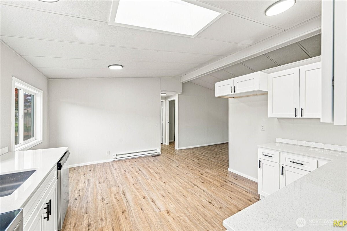 1635 West Side Highway 6 Property Photo 19