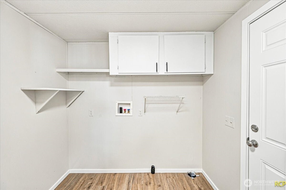 1635 West Side Highway 6 Property Photo 20