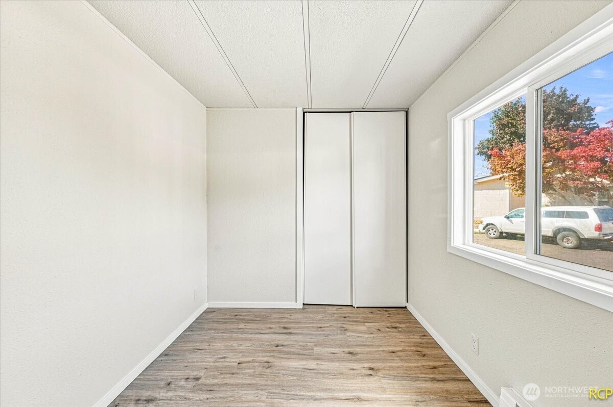 1635 West Side Highway 6 Property Photo 32