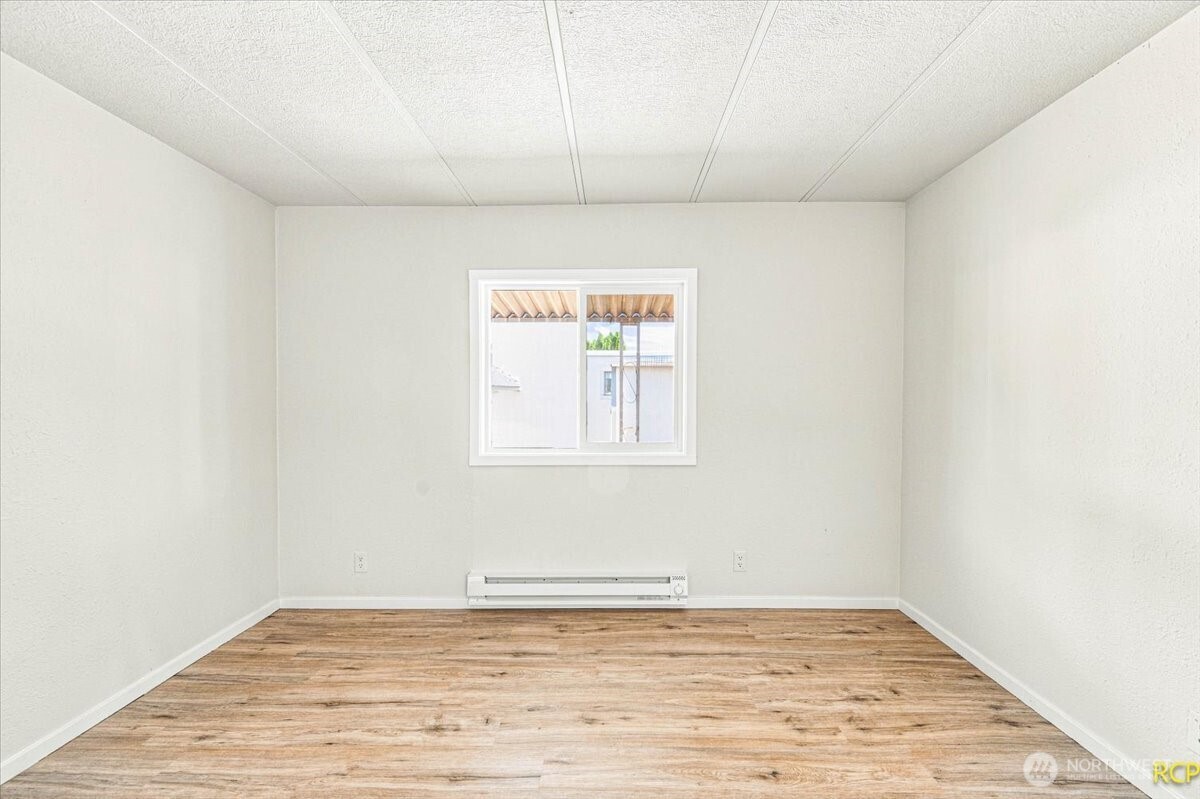 1635 West Side Highway 6 Property Photo 38