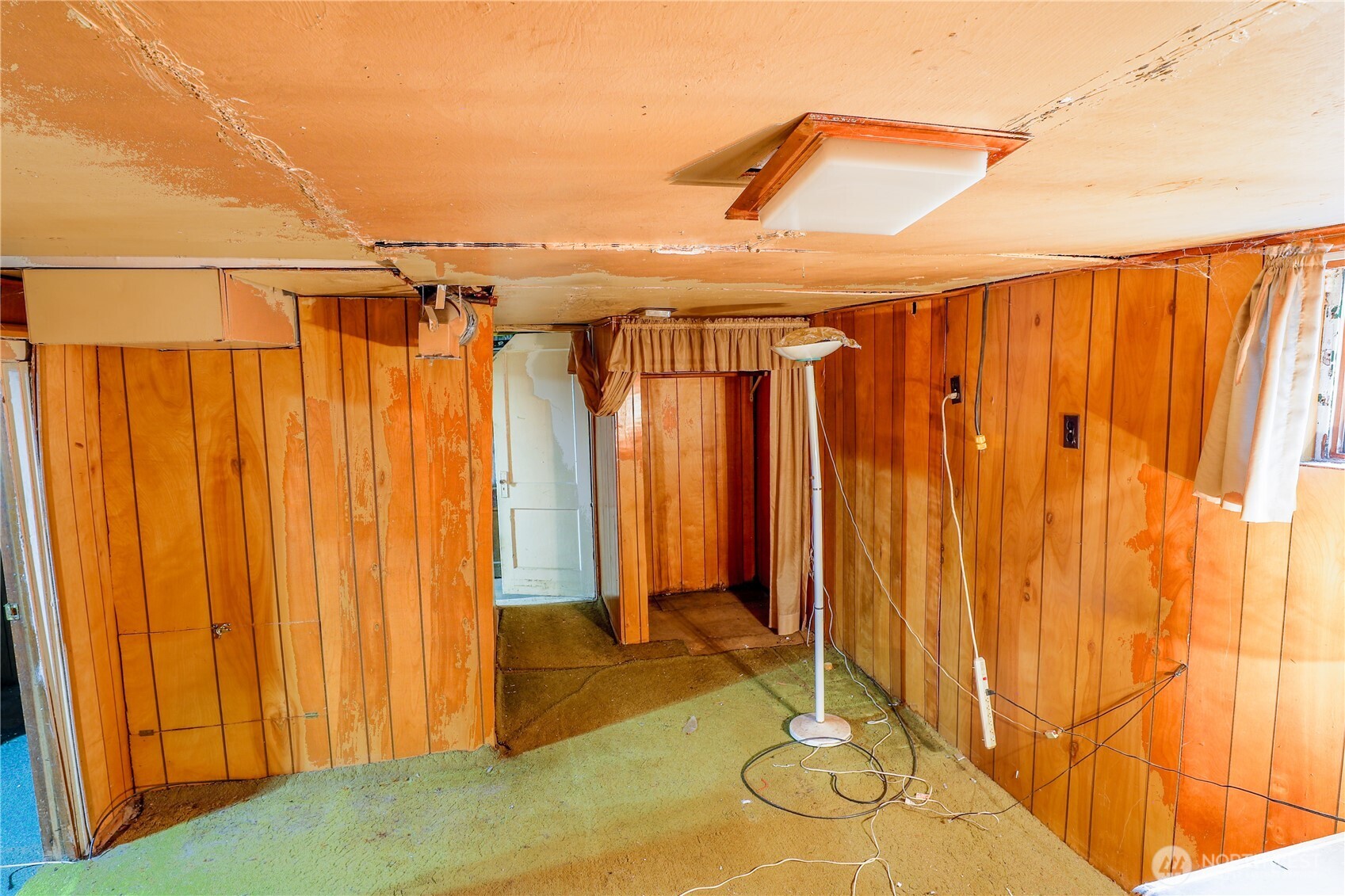 748 N 72nd Street Property Photo 12